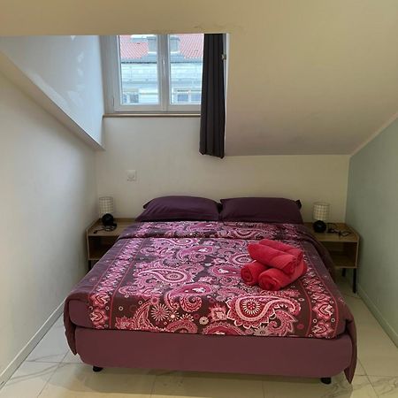 Hotel Lyonnais Nice Bagian luar foto