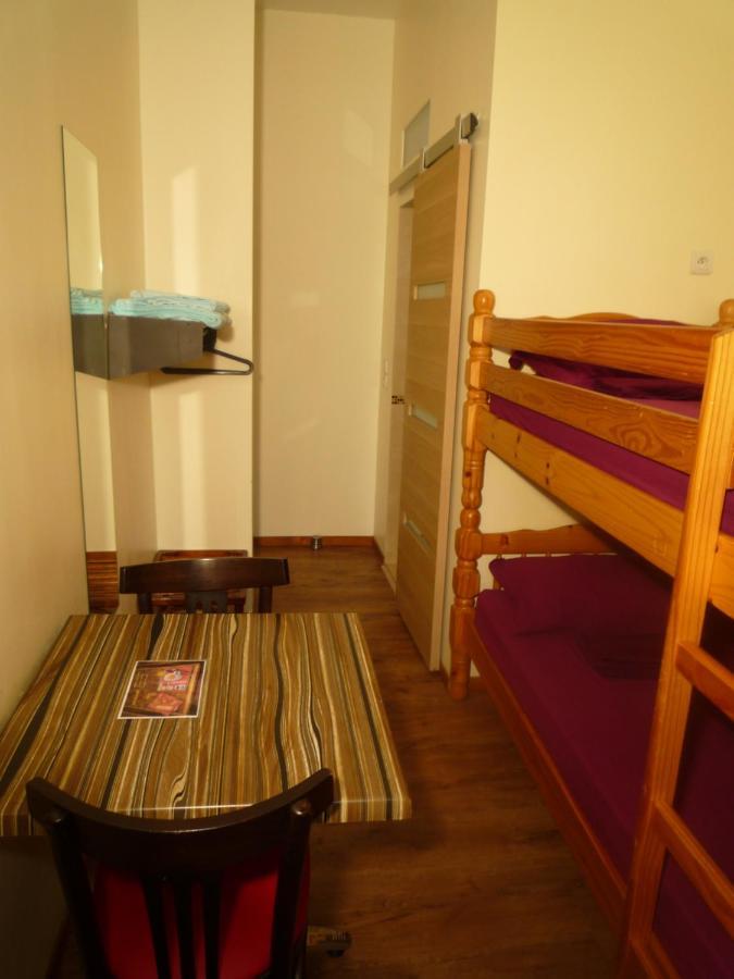 Hotel Lyonnais Nice Bagian luar foto